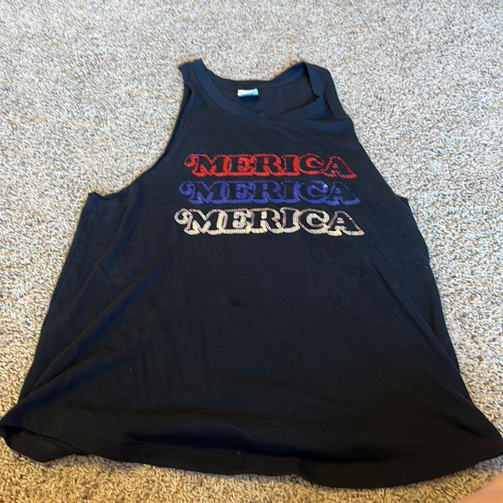 VS pink USA tank
